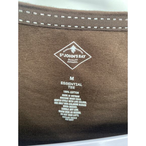 St. John's Bay Choc Lit 100% Melanin Brown T-shirt Rhinestones size Medium - Picture 3 of 5